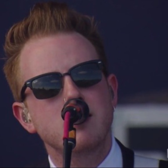 Ray-Ban RB4190 Clubmaster Square Sunglasses w/ KIT - Picture 2 of 9